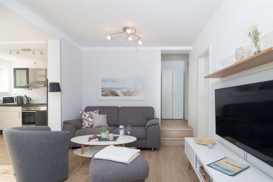 Wohnraum mit Smart-TV (K1)